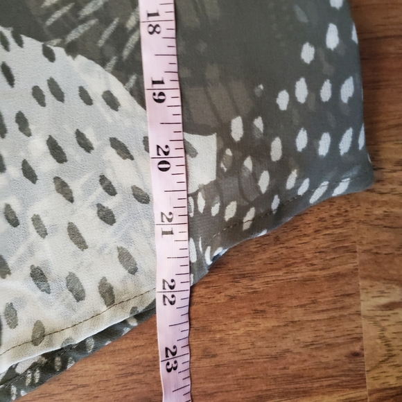 BB Dakota XS Sheer Long Sleeve Button Up Blouse - Picture 6 of 6